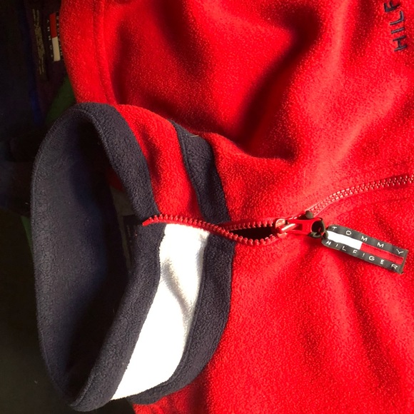 Men’s XL Tommy Hilfiger quarter zip sweaters. - Picture 8 of 9
